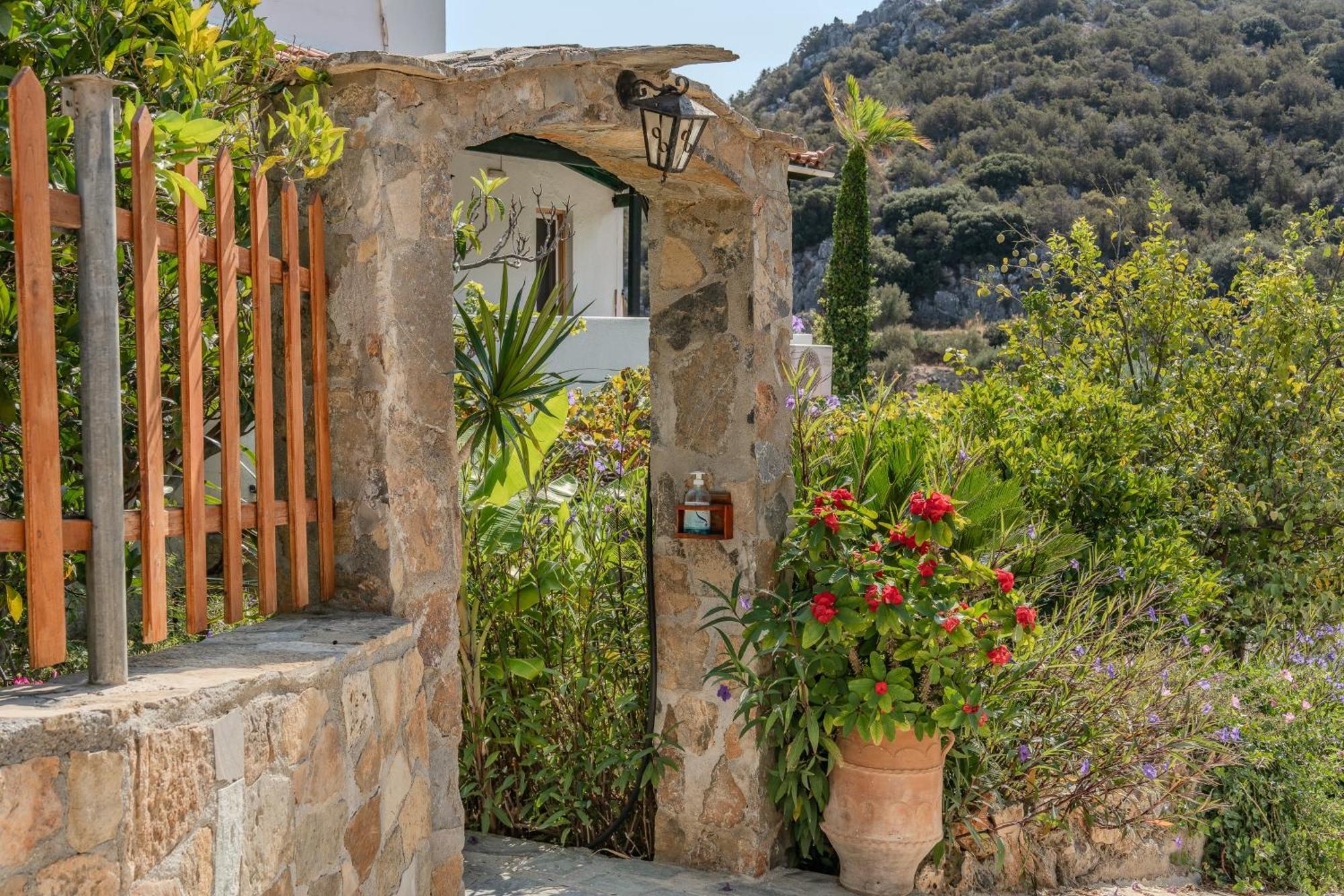 Athina Villas Istron Exterior foto
